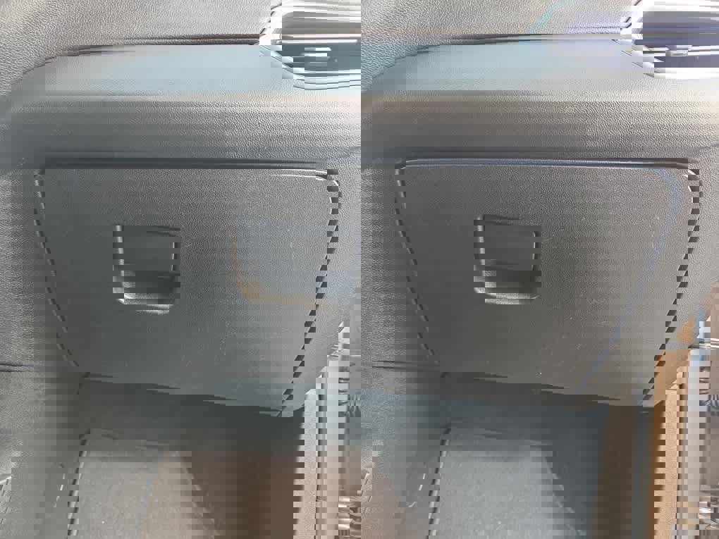 Used 2018 Chevrolet Equinox LT image 47