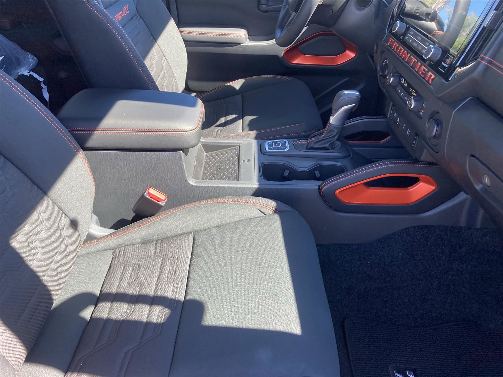 New 2026 Nissan Frontier PRO-4X w/ Pro-4x Convenience Package image 33