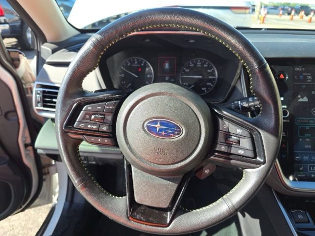 Used 2025 Subaru Outback Onyx Edition AWD/4WD image 11