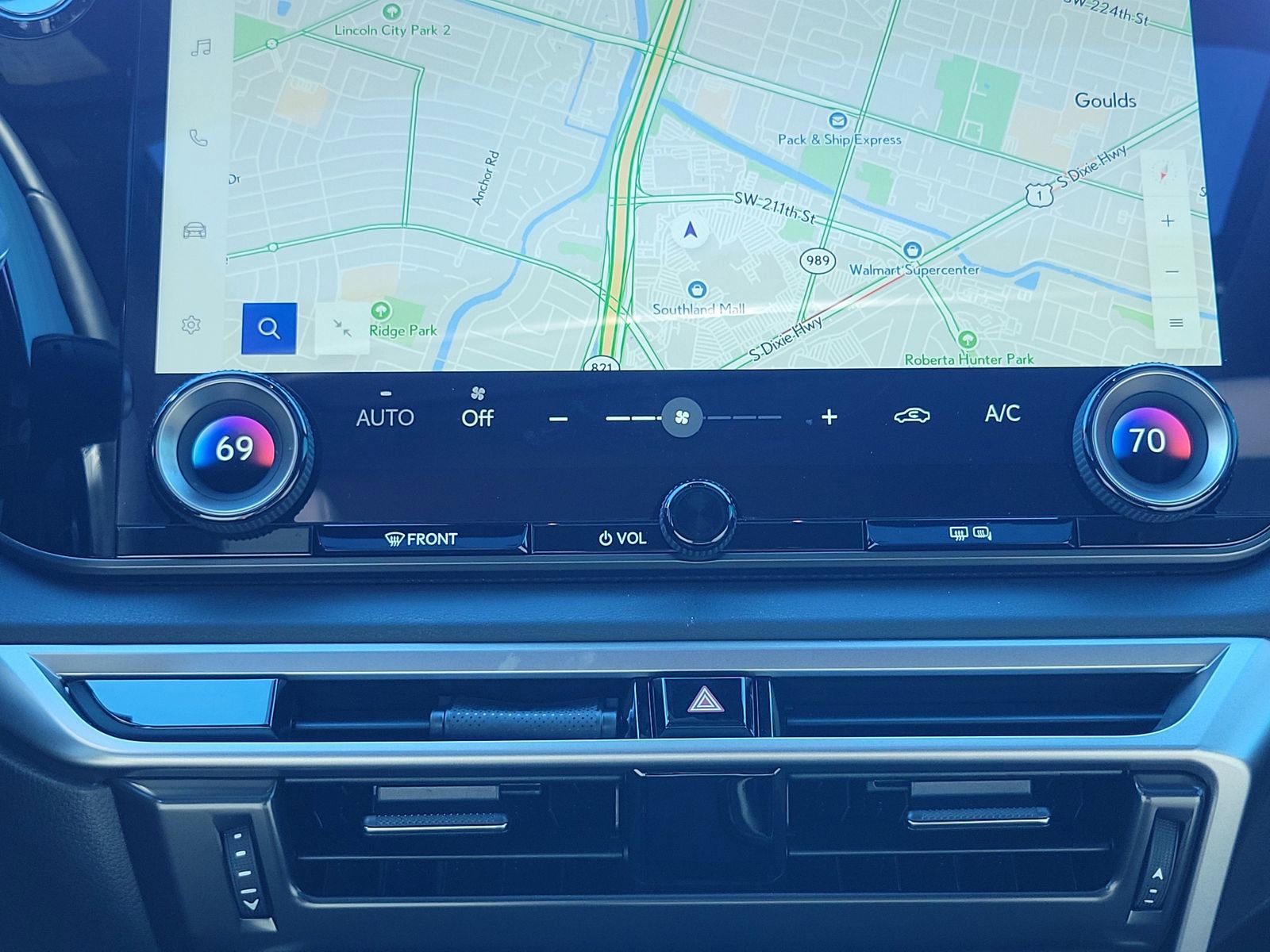 Used 2025 Lexus RX 350 Premium w/ Accessory Package (K3) image 19