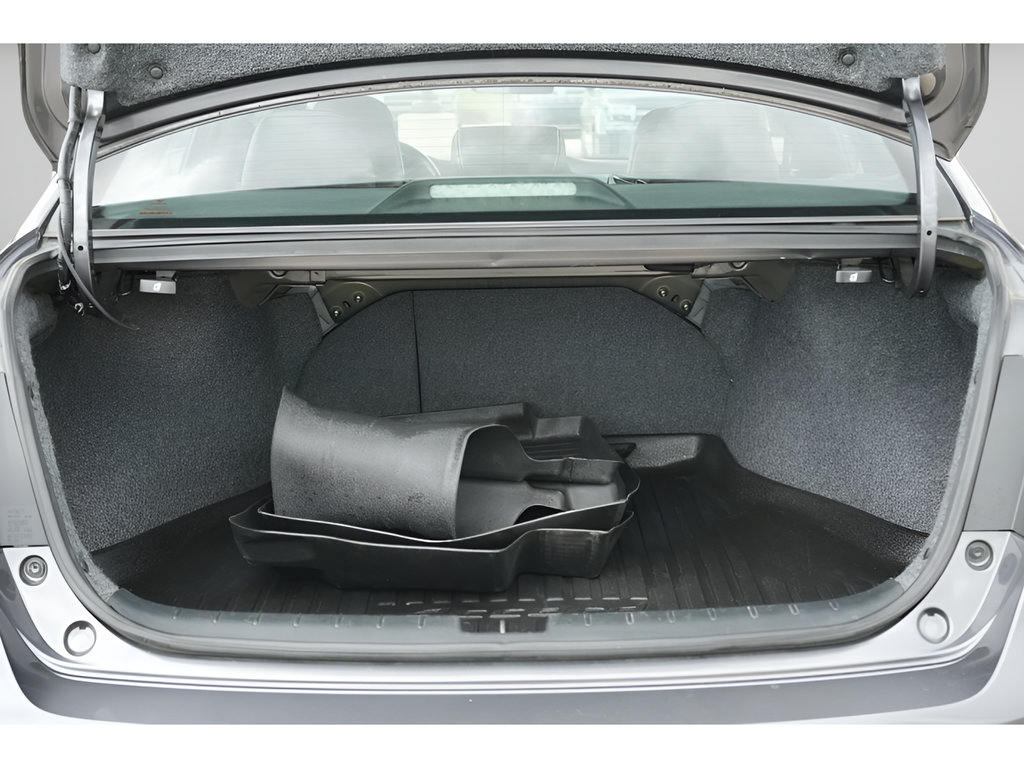 Used 2017 Honda Accord Sport image 11