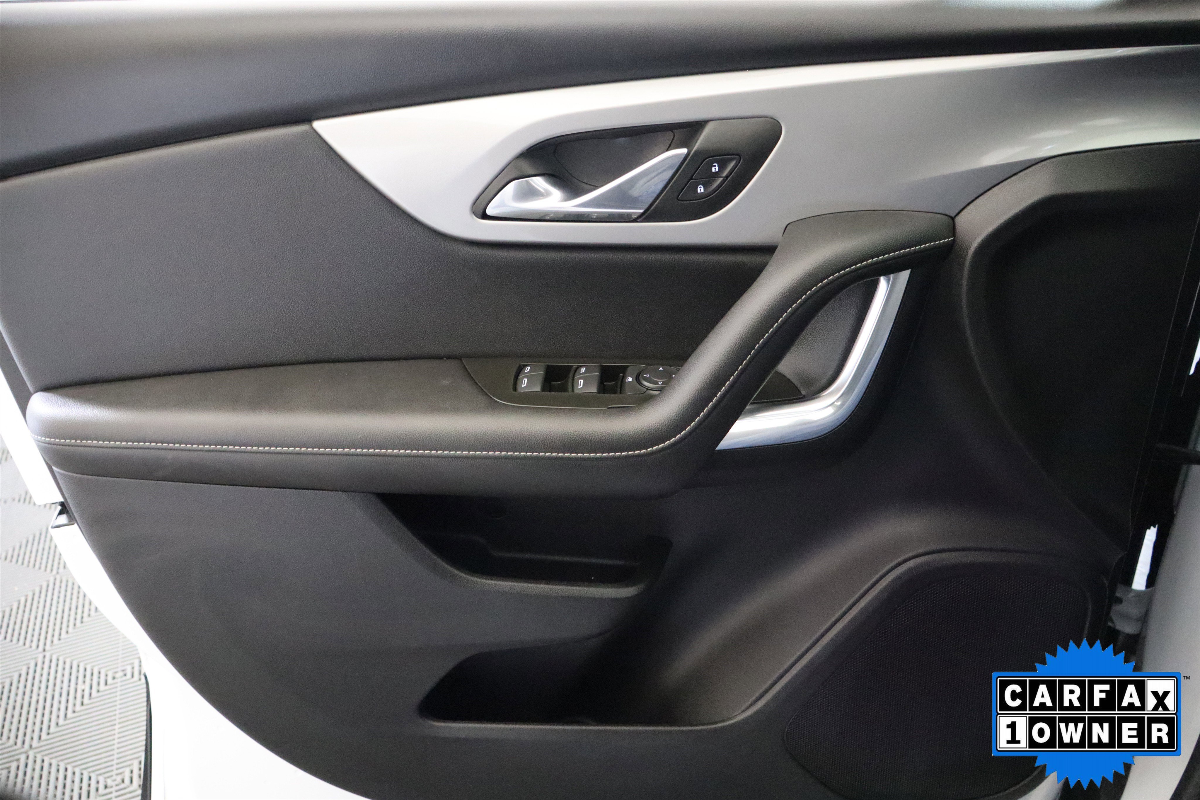 Used 2025 Chevrolet Blazer LT image 33