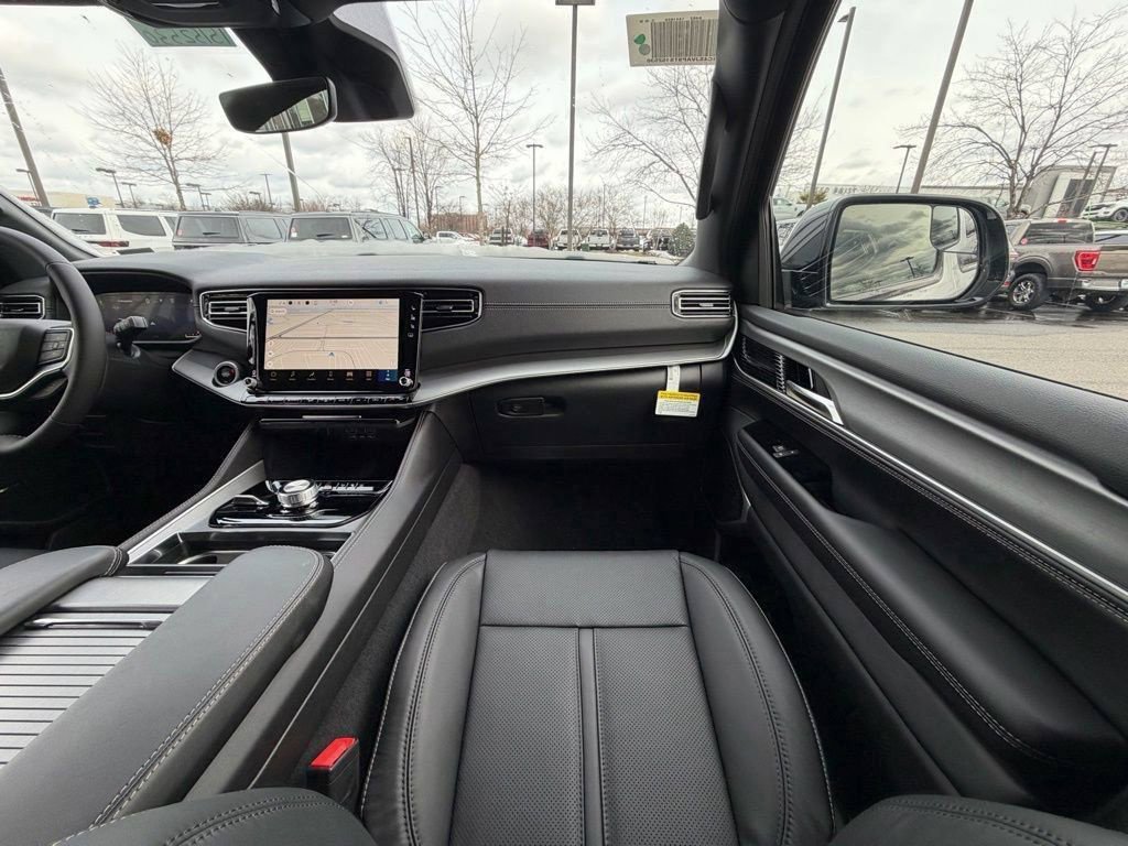 New 2026 Jeep Grand Wagoneer 4WD w/ Premium Group I image 15