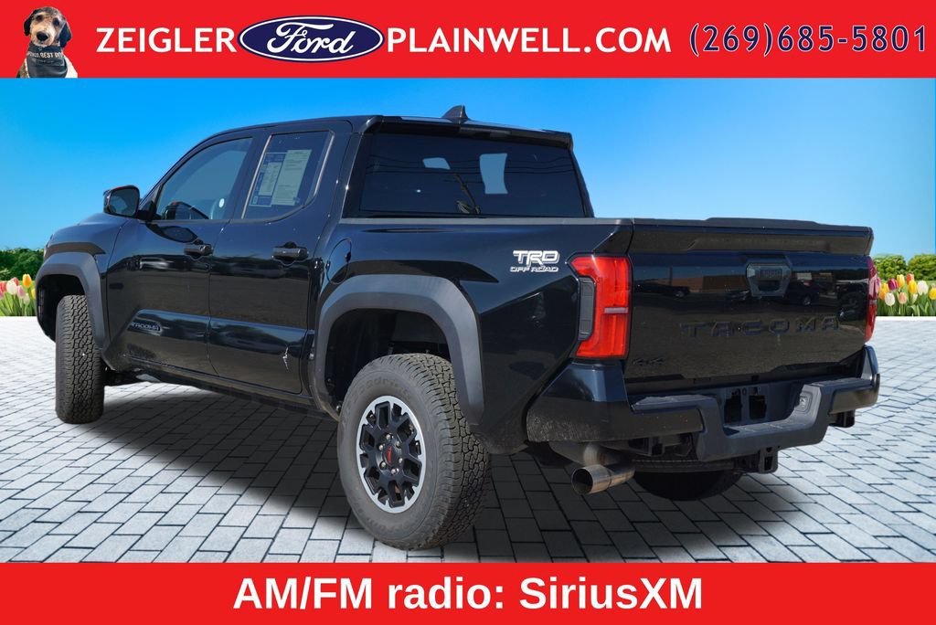 Used 2025 Toyota Tacoma TRD Off-Road AWD/4WD image 3