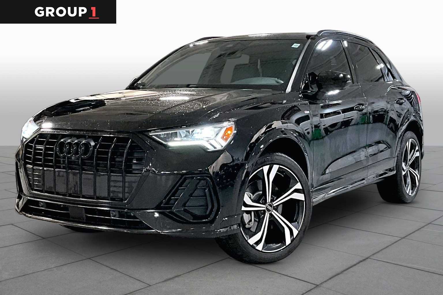 Used 2023 Audi Q3 2.0T Premium Plus w/ Premium Plus Package AWD/4WD image 1