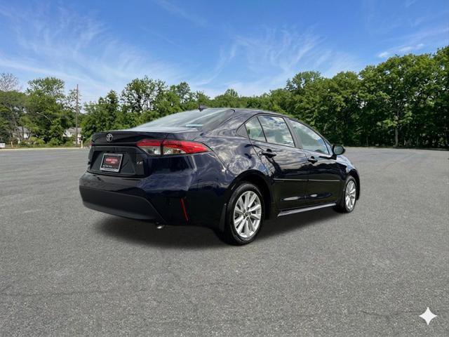 Used 2026 Toyota Corolla LE w/ LE Premium Package FWD image 9