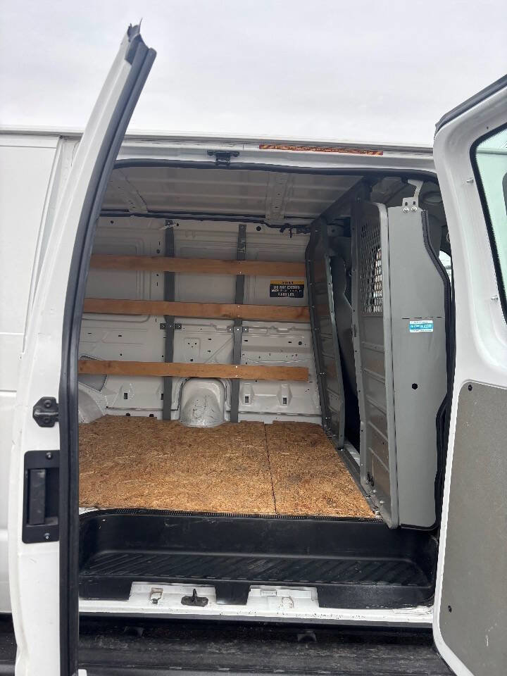 Used 2012 Ford E-250 and Econoline 250 w/ PWR Group image 10