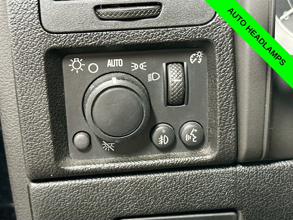 Used 2006 HUMMER H3 w/ Chrome Appearance Package AWD/4WD image 11