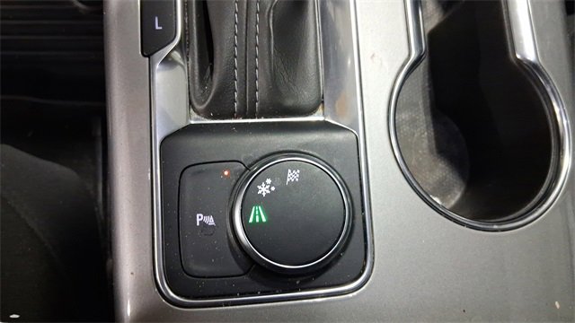 Used 2019 Chevrolet Blazer LT image 32