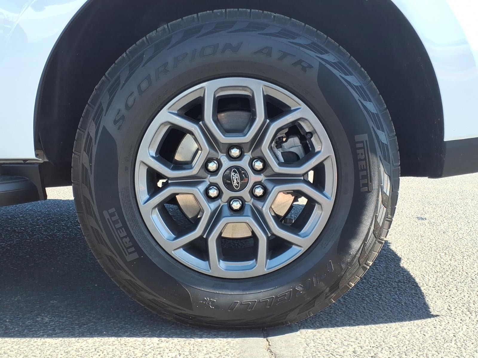 Certified 2025 Ford Expedition Active image 9
