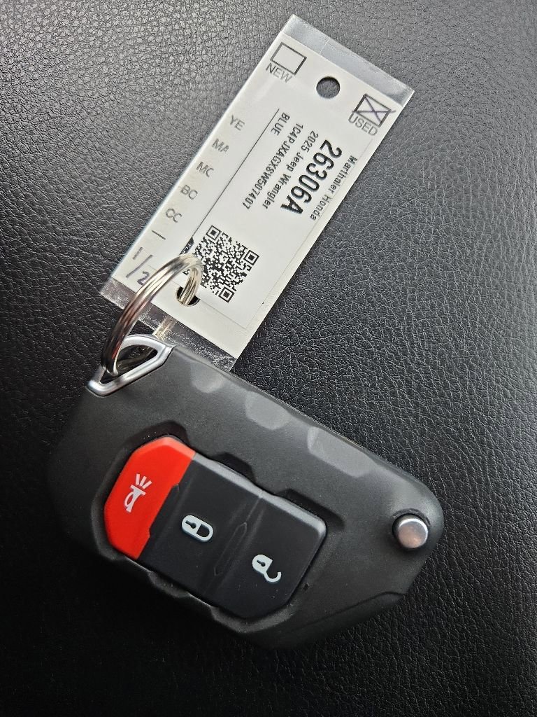 Used 2025 Jeep Wrangler Sport AWD/4WD image 23