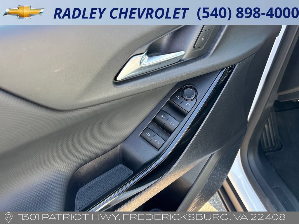 Certified 2026 Chevrolet Equinox LT FWD image 5