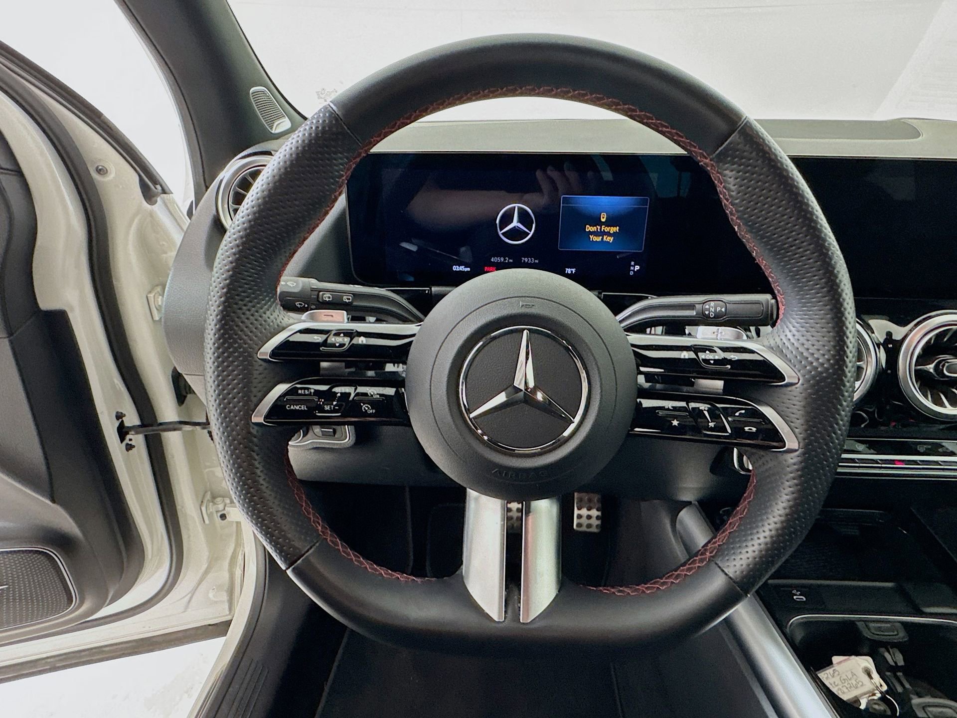 Used 2025 Mercedes-Benz GLA 250 image 12