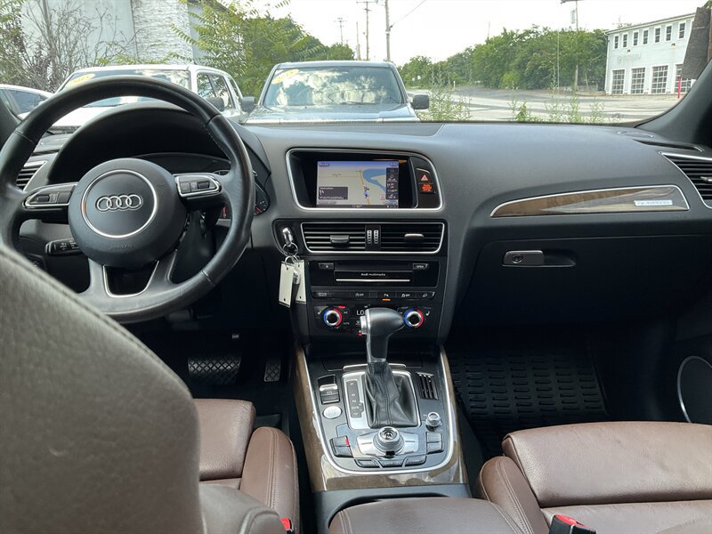 Used 2016 Audi Q5 3.0T Premium Plus w/ Technology Package AWD/4WD image 14