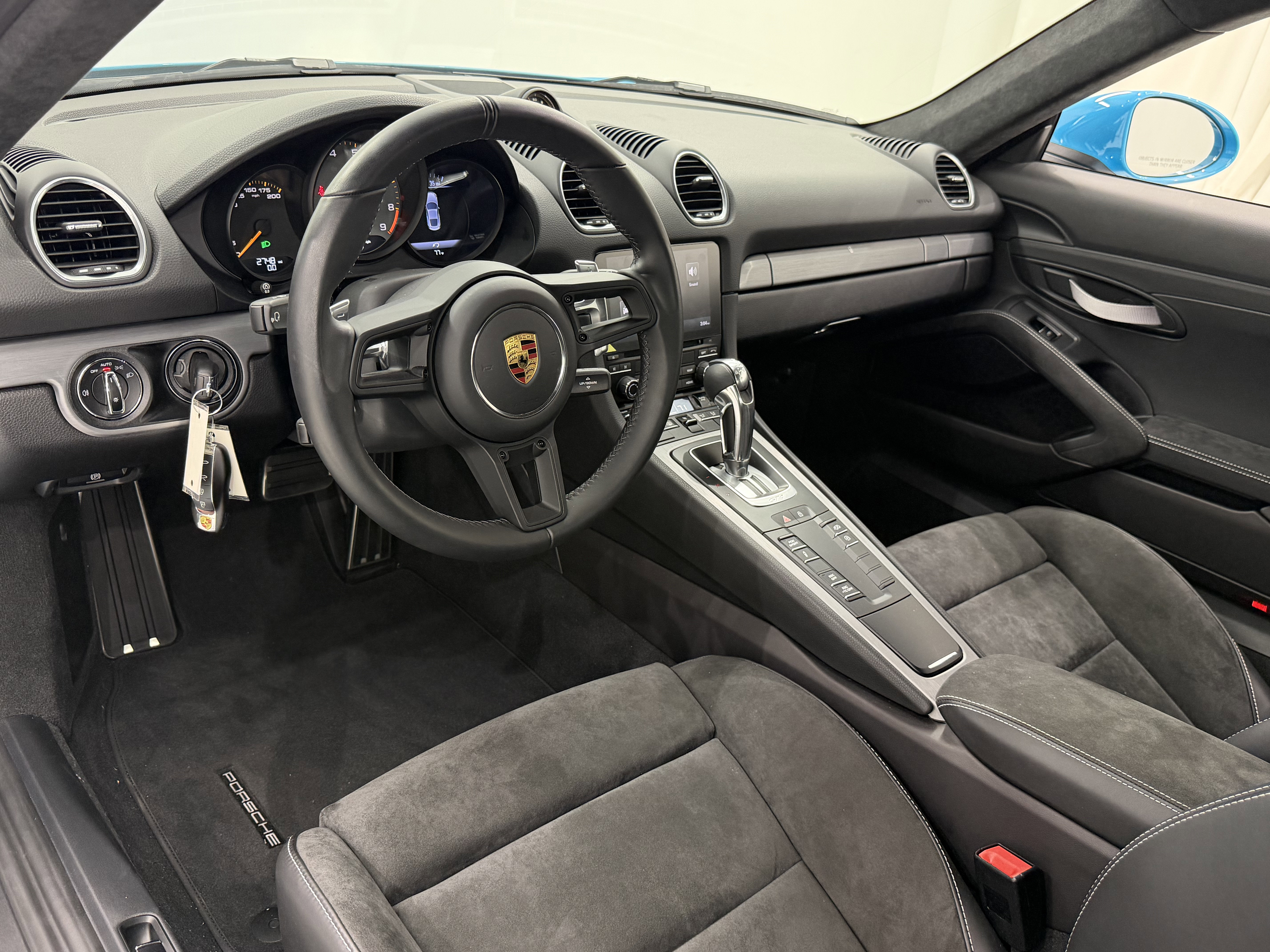 Certified 2021 Porsche 718 Cayman GT4 image 4