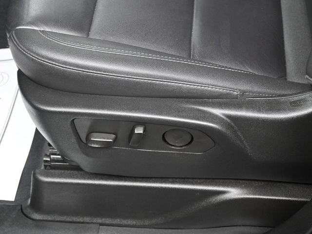 Used 2024 Chevrolet Tahoe LT w/ Luxury Package AWD/4WD image 10