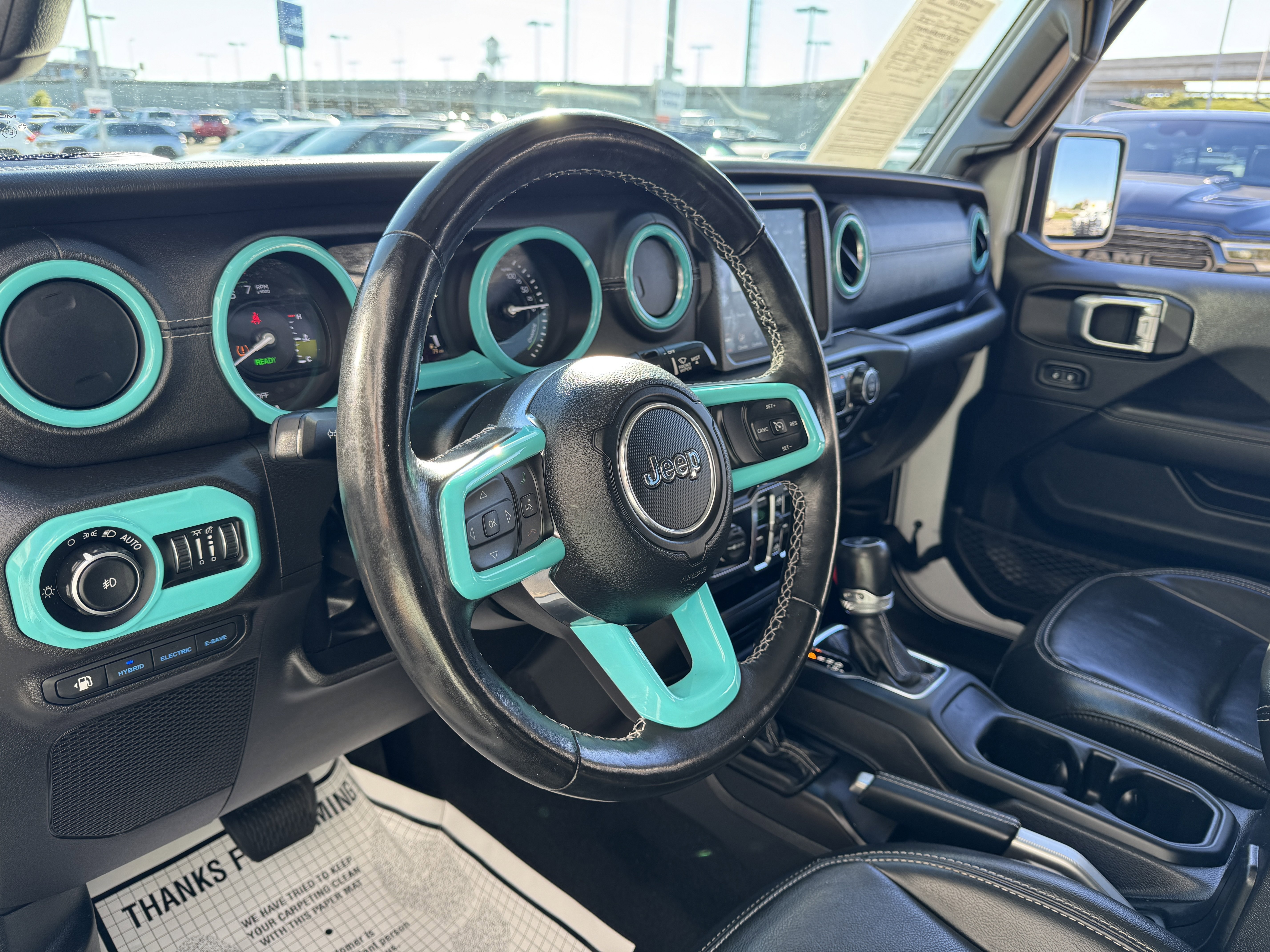 Used 2022 Jeep Wrangler Unlimited Sahara w/ Cold Weather Group image 35