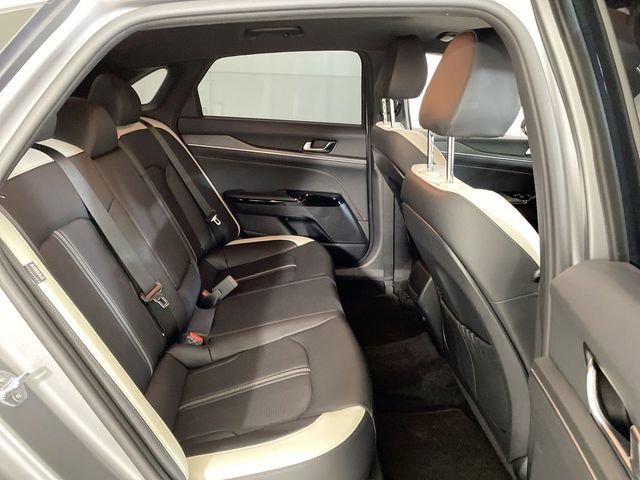 Used 2025 Kia K5 GT-Line image 31