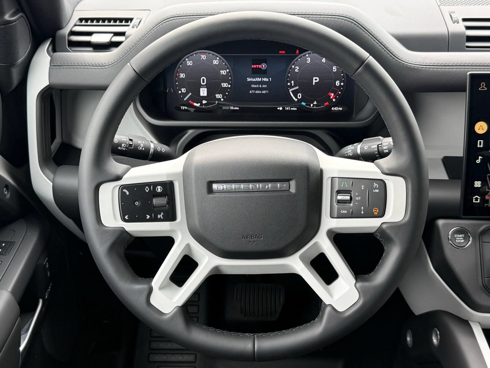 New 2026 Land Rover Defender 110 X-Dynamic SE AWD/4WD image 30