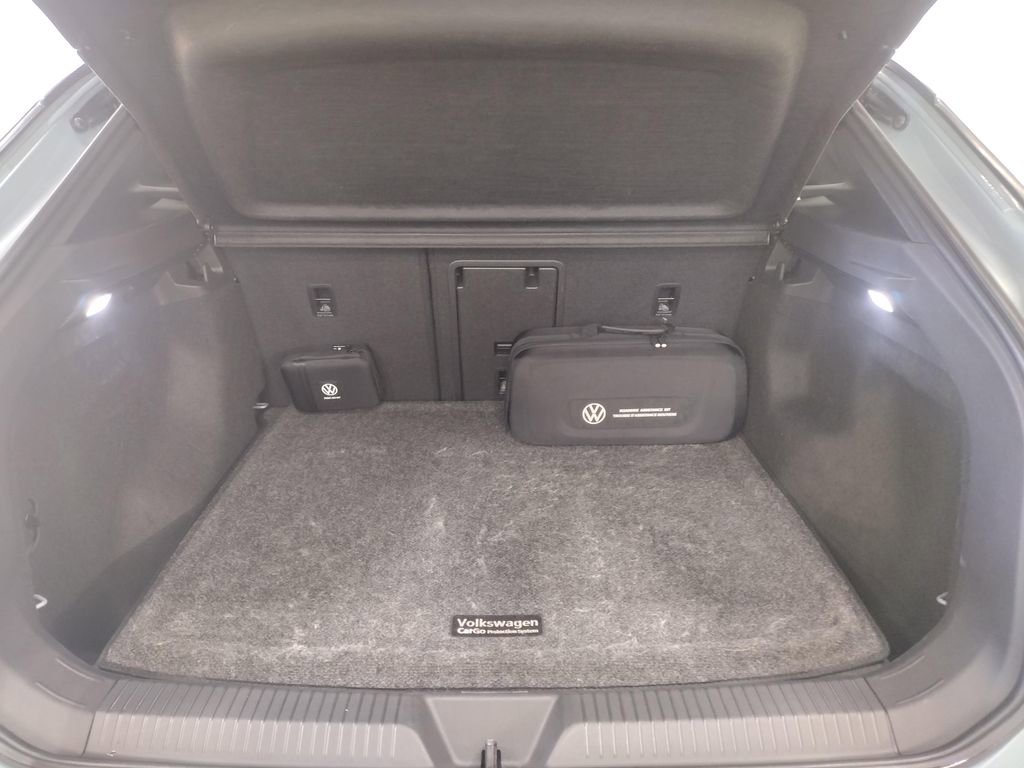 Used 2023 Volkswagen ID.4 Pro S AWD/4WD image 17