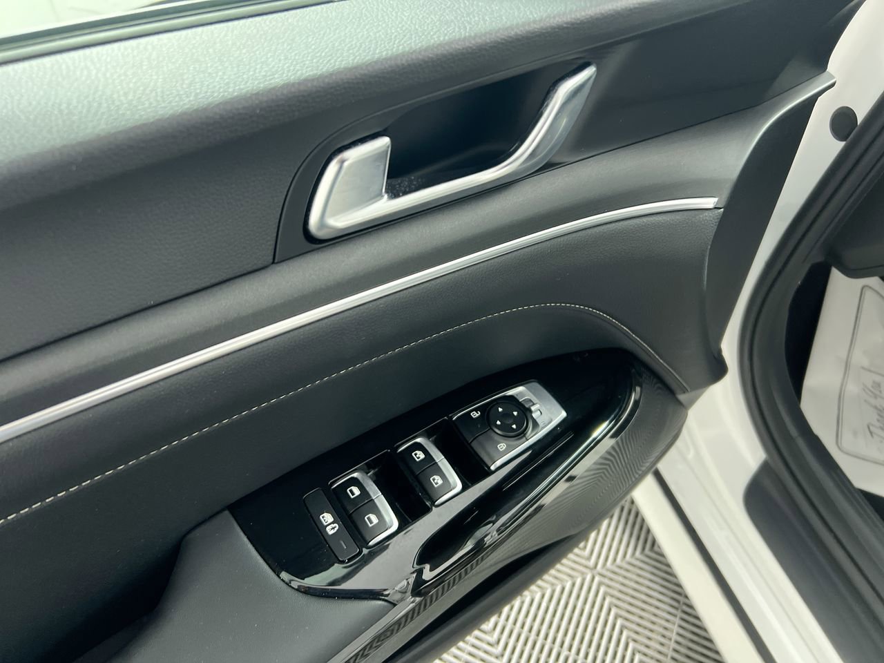 Certified 2025 Kia K5 GT-Line FWD image 16
