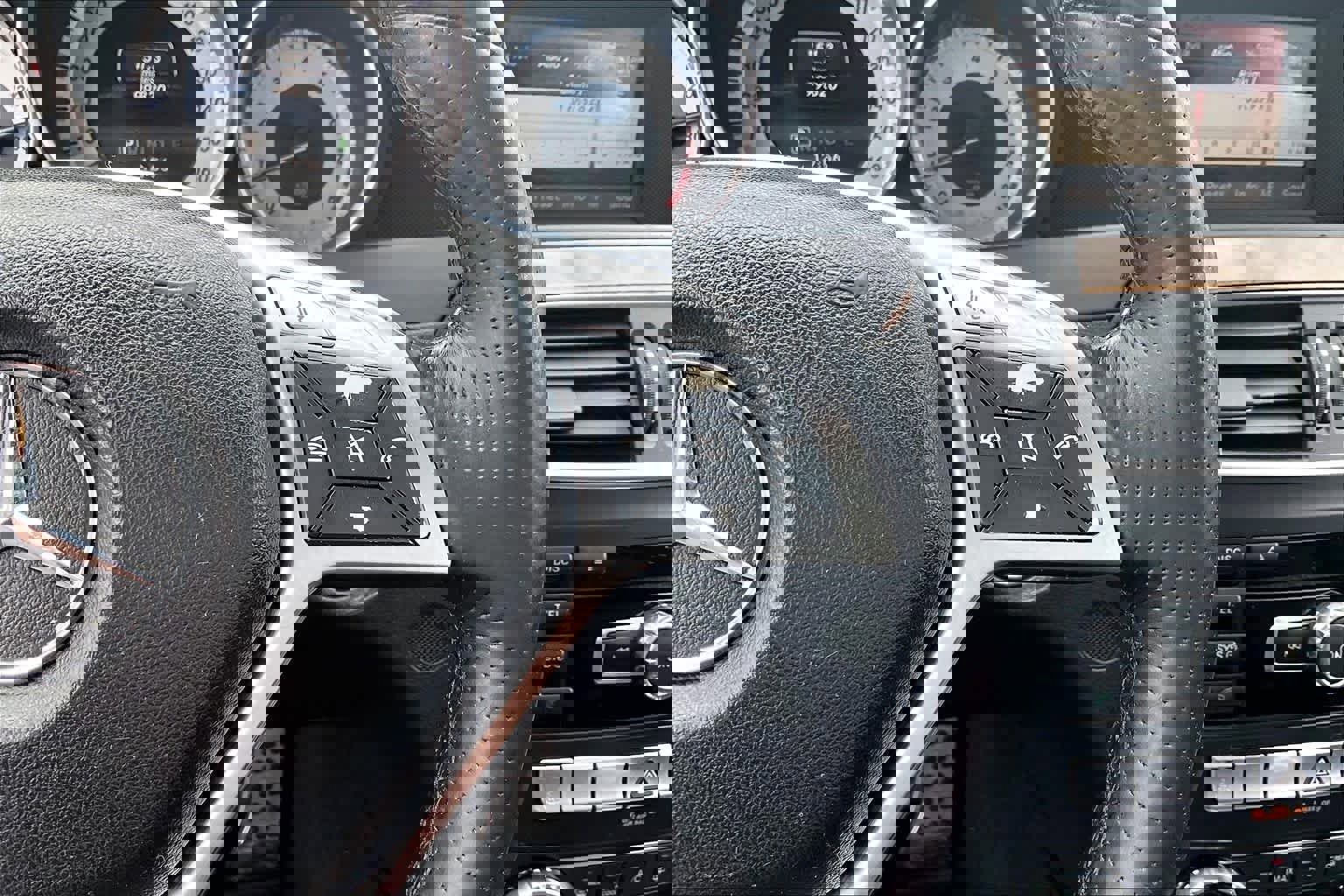 Used 2014 Mercedes-Benz C 250 Sedan image 25