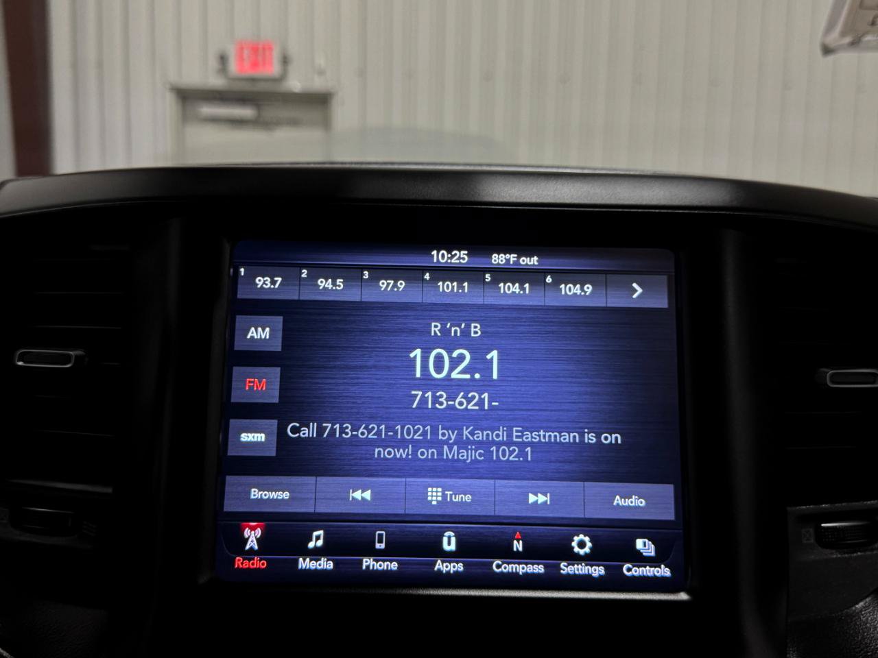 Used 2021 RAM 3500 Tradesman w/ Chrome Appearance Group AWD/4WD image 33