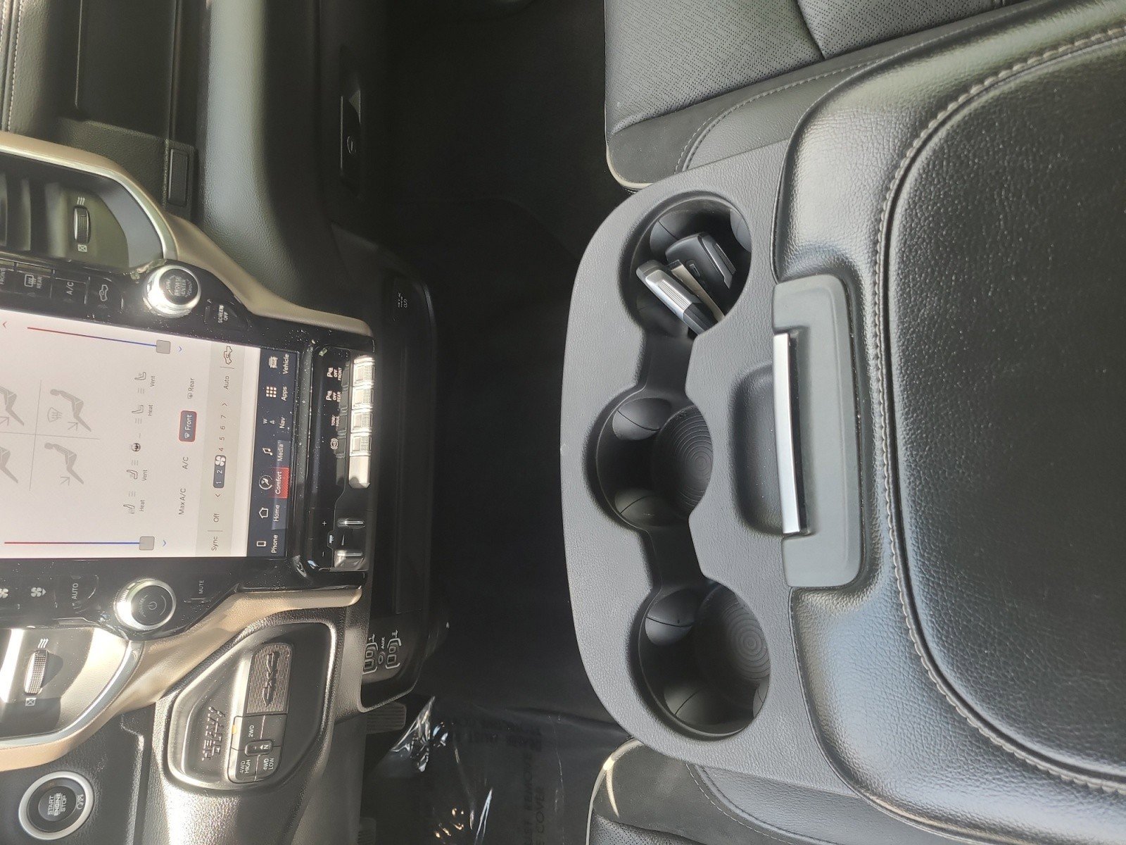 Used 2024 RAM 2500 Laramie w/ Safety Group image 14