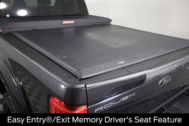 Used 2022 Ford F250 Lariat w/ Black Appearance Package image 33