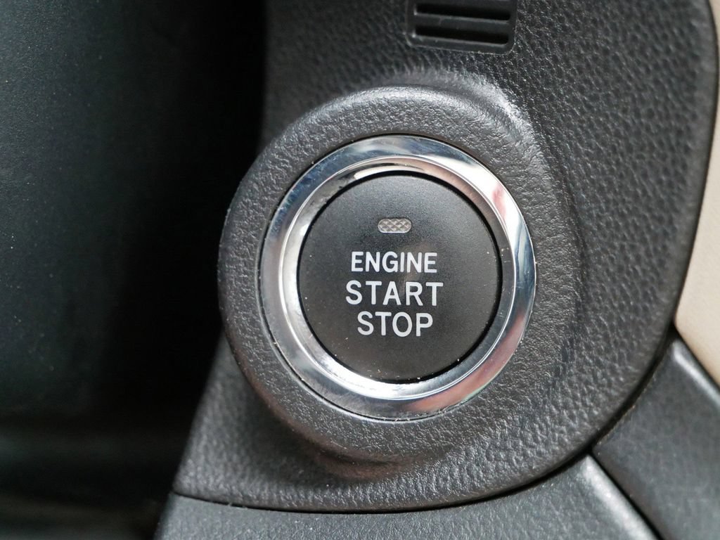 Used 2023 Subaru Outback Limited AWD/4WD image 28