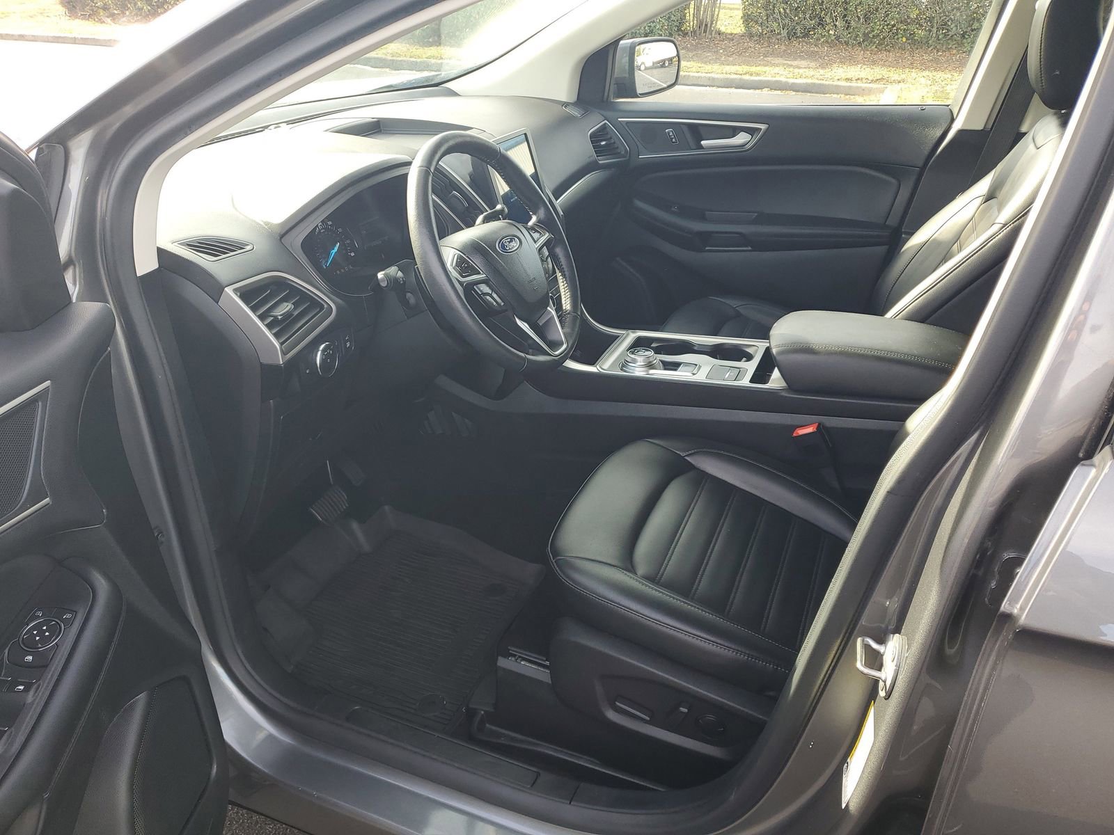 Certified 2022 Ford Edge SEL w/ Convenience Package image 17