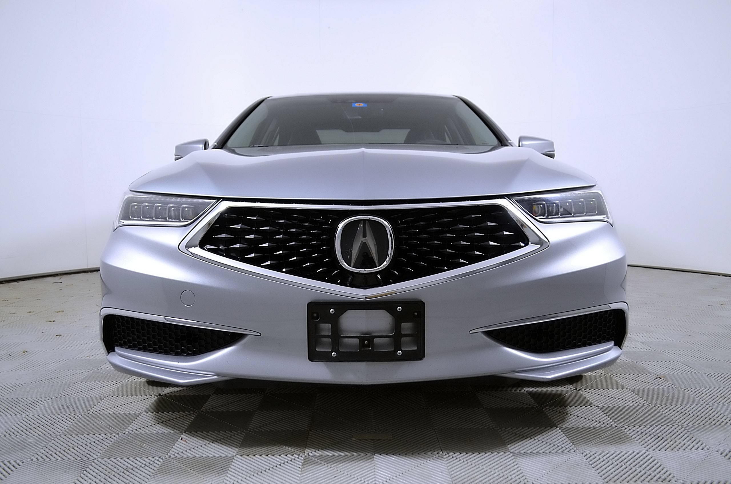 Used 2018 Acura TLX V6 w/ Technology Package FWD image 5