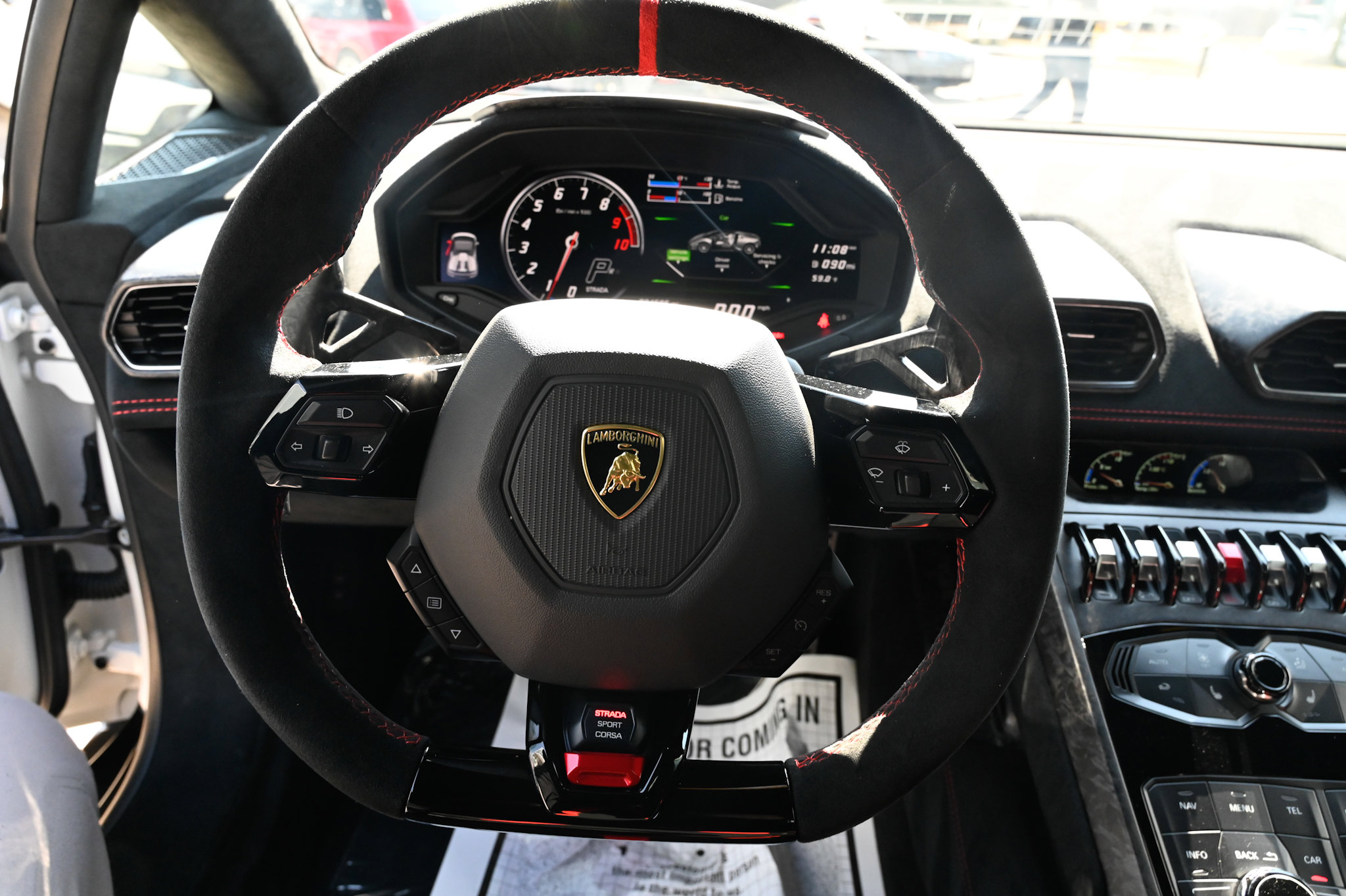 Used 2018 Lamborghini Huracan Performante image 22