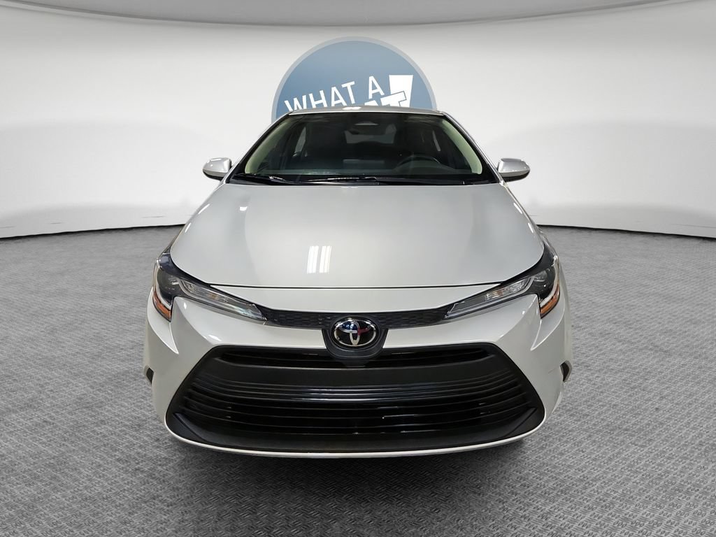 Used 2023 Toyota Corolla LE FWD image 11
