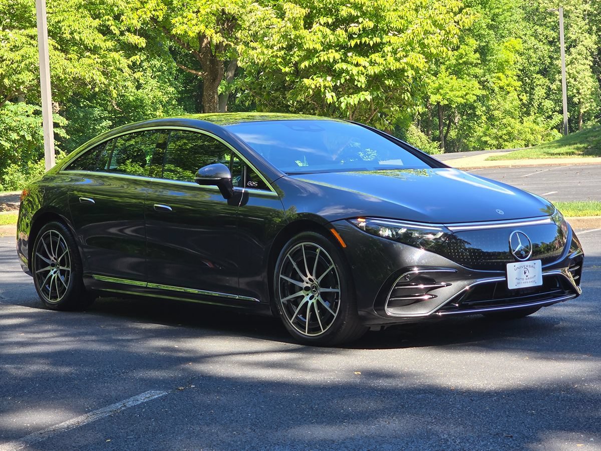 Used 2022 Mercedes-Benz EQS 450+ Sedan image 8