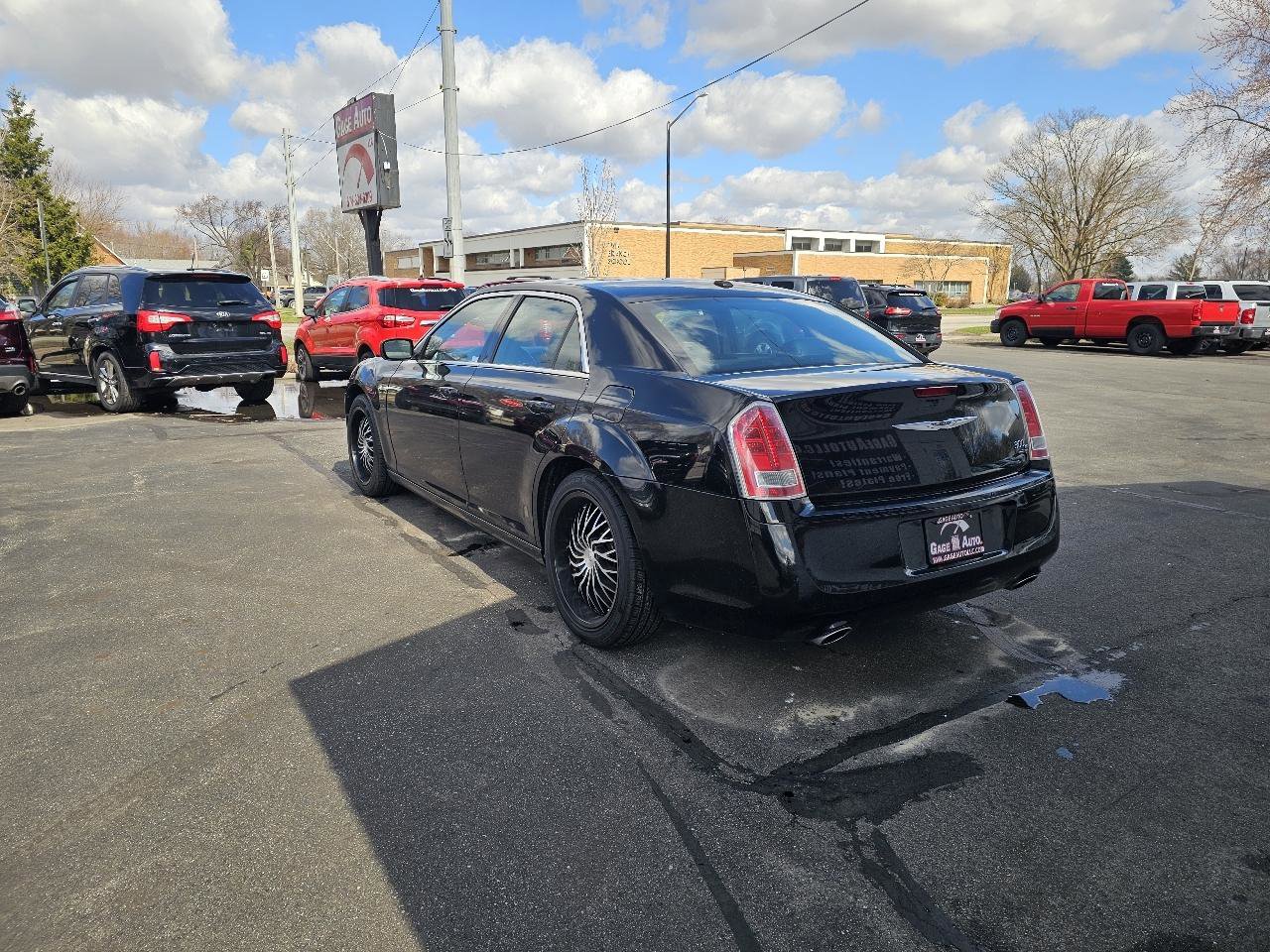 Used 2012 Chrysler 300 S w/ Luxury Group image 7