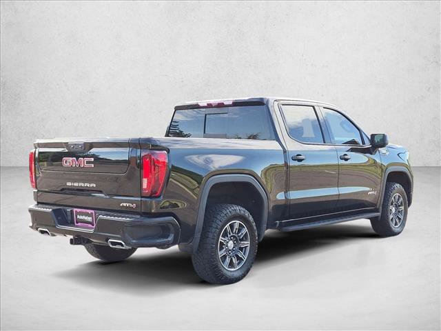 Used 2024 GMC Sierra 1500 AT4 w/ Technology Package AWD/4WD image 5