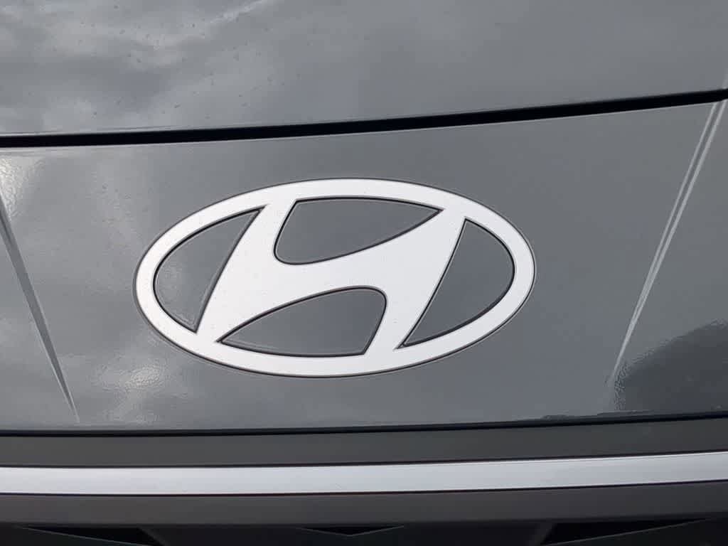 New 2025 Hyundai Elantra SE image 12