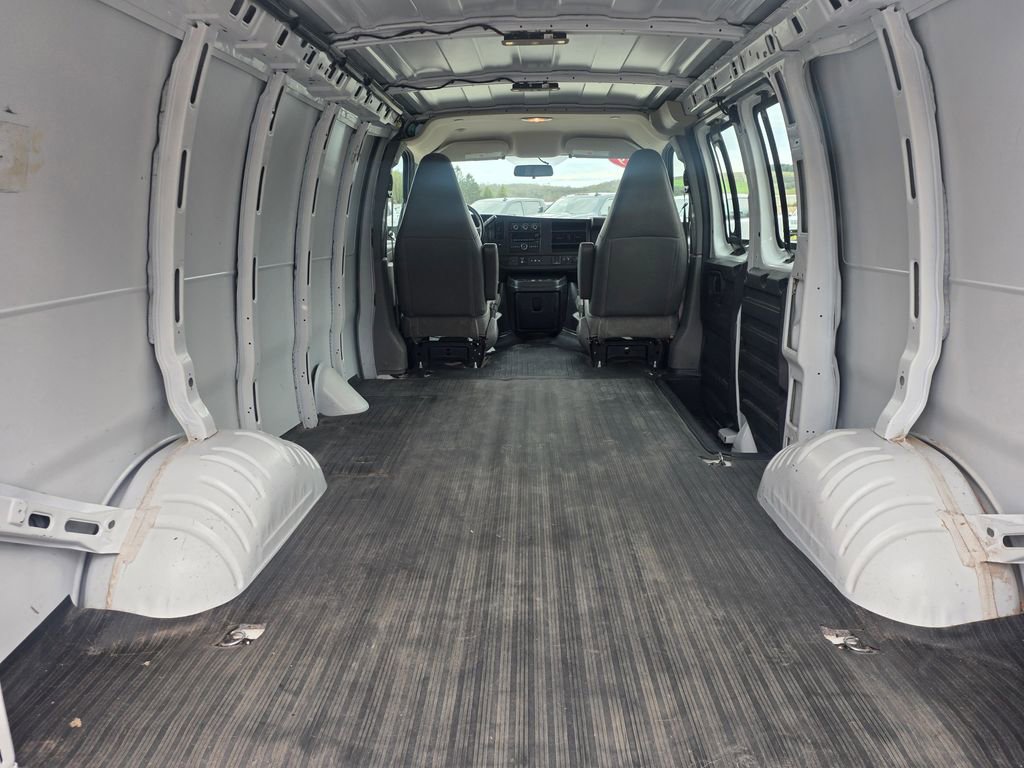 Used 2019 Chevrolet Express 2500 w/ Driver Convenience Package RWD image 22