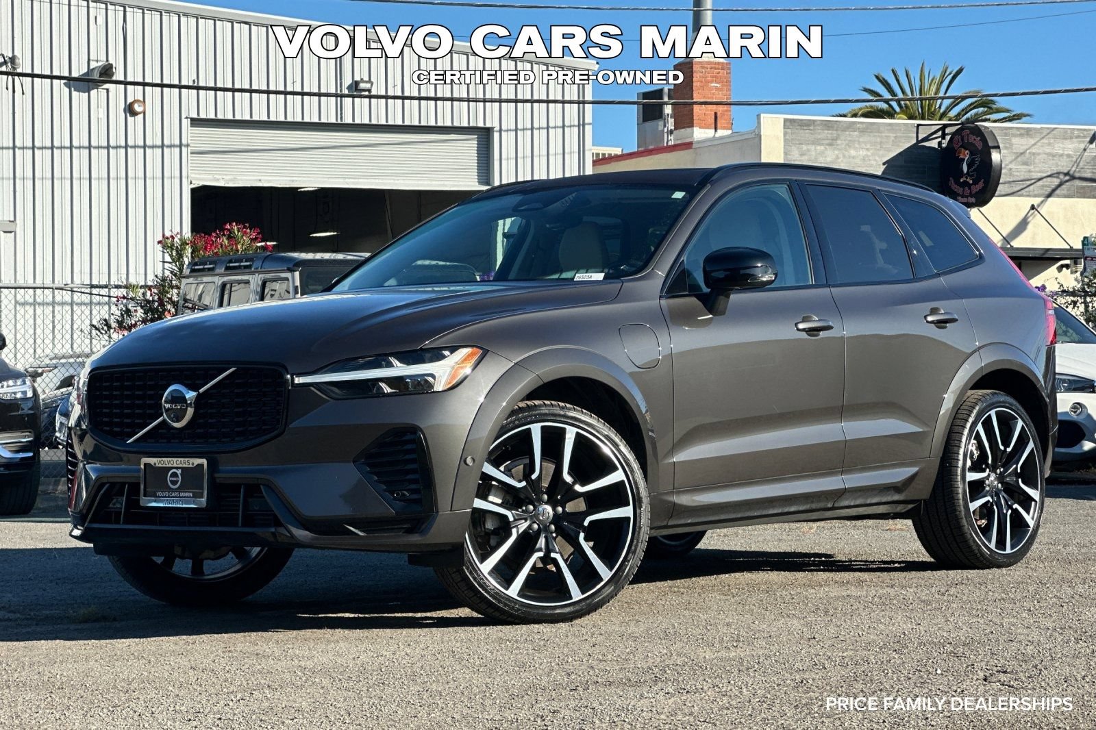Certified 2024 Volvo XC60 T8 Ultimate w/ Protection Package Premier
