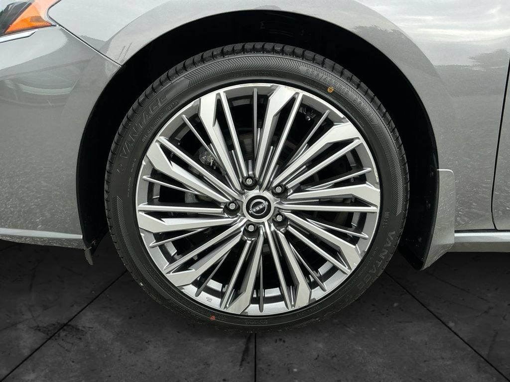 Used 2023 Nissan Altima 2.5 SL AWD/4WD image 15