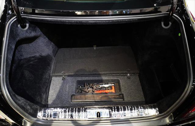 Used 2013 Rolls-Royce Ghost Extended Wheelbase RWD image 29
