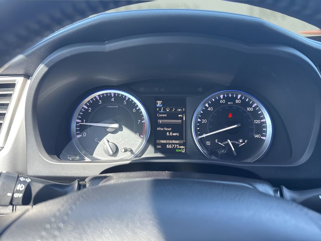 Used 2019 Toyota Highlander XLE FWD image 25