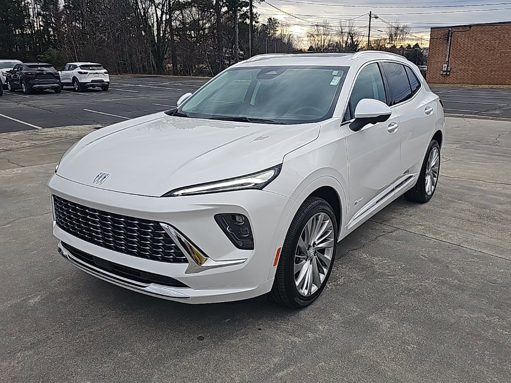 New 2025 Buick Envision Avenir image 4
