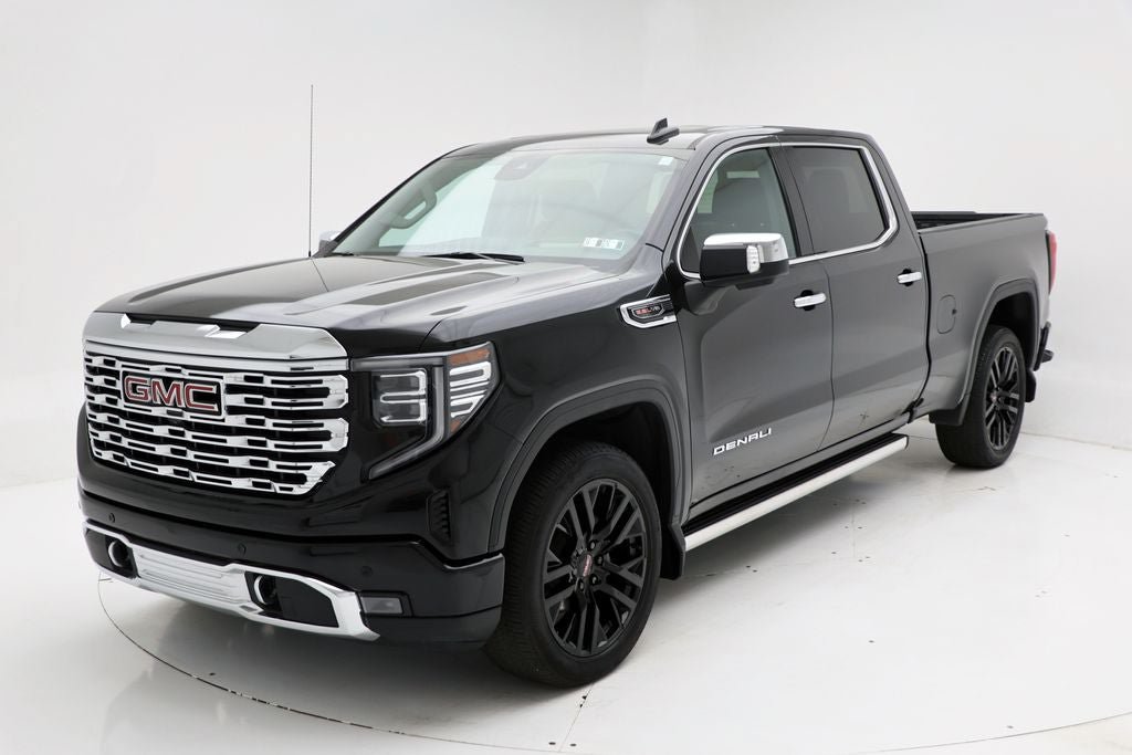 Used 2024 GMC Sierra 1500 Denali w/ Denali Reserve Package AWD/4WD image 2