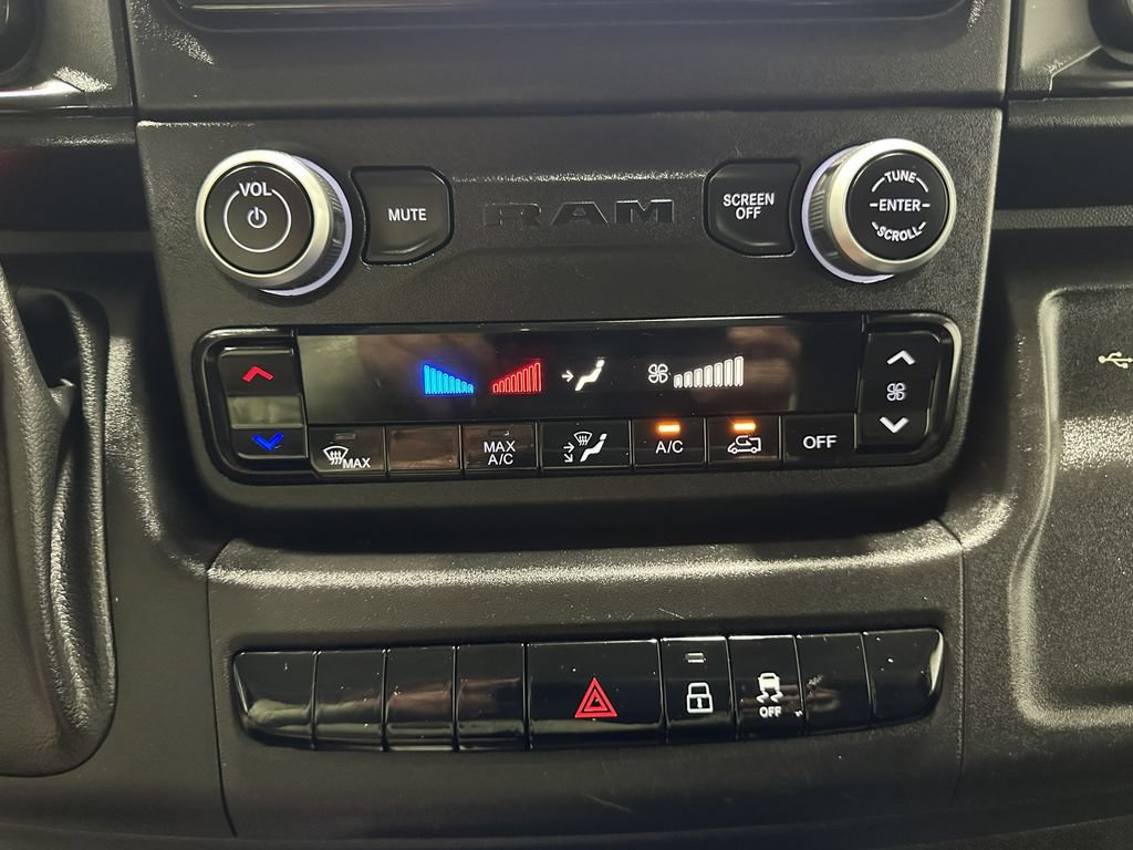 Used 2023 RAM ProMaster 3500 FWD image 34