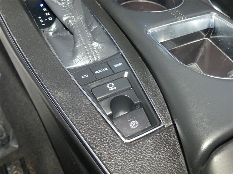 Used 2021 Toyota Avalon XLE FWD image 39