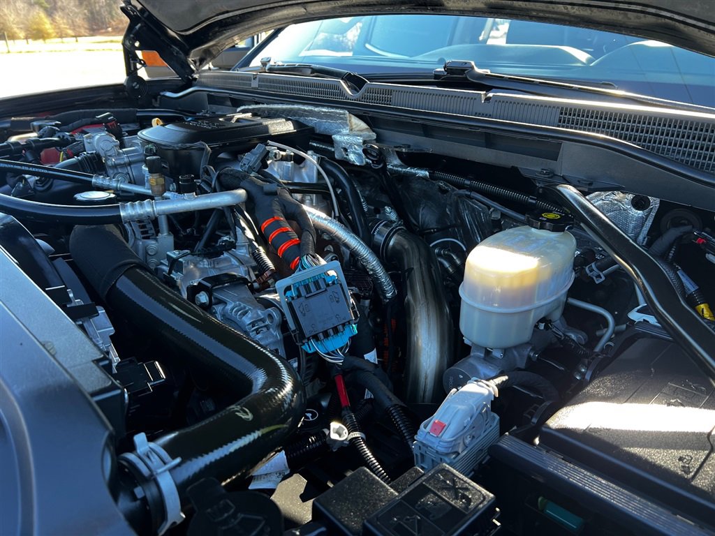 Used 2015 GMC Sierra 2500 Denali w/ Duramax Plus Package image 18