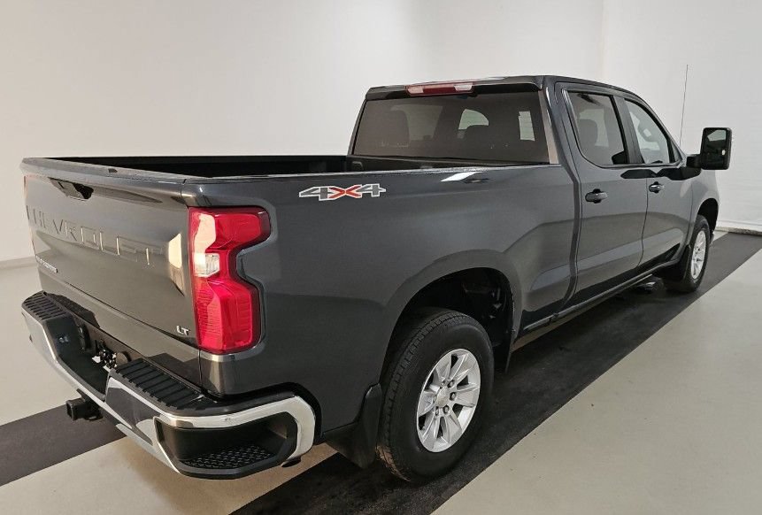 Used 2021 Chevrolet Silverado 1500 LT AWD/4WD image 4