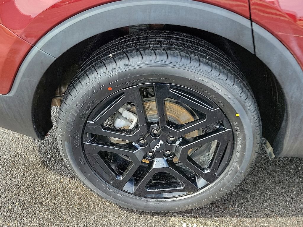 Used 2023 Kia Telluride EX X-Line image 7